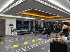 -简·无界健身工作室·运动康复·体态(石厦店)
