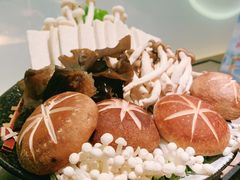 -湊湊火锅·茶憩(打浦桥日月光店)