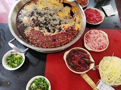 -储奇门鳝鱼火锅(总店)