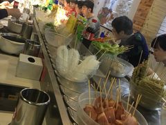 -百品聚旋转火锅(万德庄店)