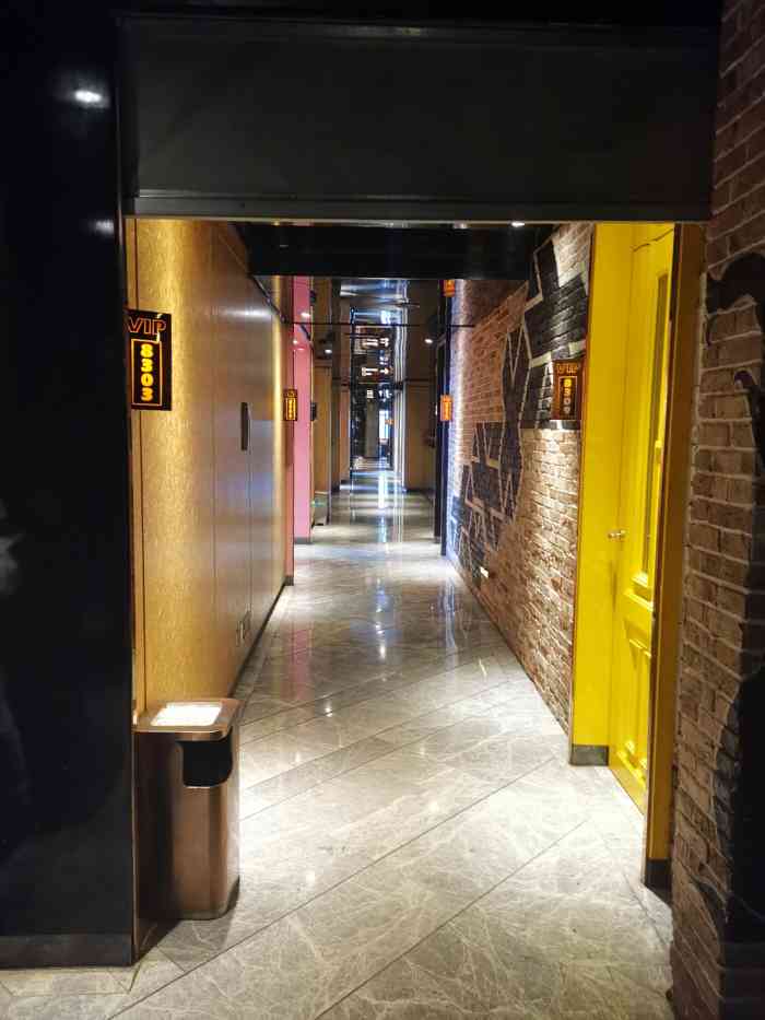 弗洛ktv-"团购之前最好打个电话.环境还可以,服务态."-大众点评移动版