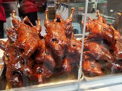 -王浩儿纪六孃甜皮鸭(乐山总店)