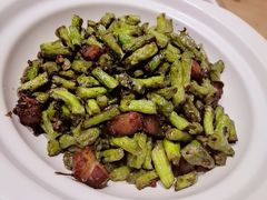 烧肉榄菜四季豆-山楂树融合菜餐厅