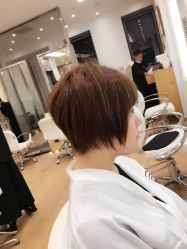 -简法造型·品牌形象店