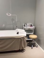 -苑苑vbeauty科技美容SPA