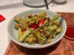 -红樱桃·欢乐餐厅(太原里店)