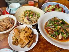 -老鼎万春卤菜(五代传承创始老店)