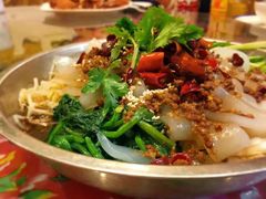 -闯关东东北农家菜(崂山石老人店)