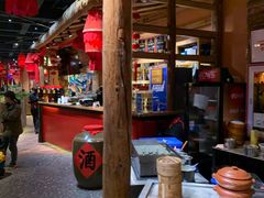 大堂-老滇山寨•云南特色菜•地方菜•民族风情歌舞表演(金碧店)