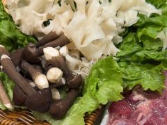 -王奋斗贵州酸汤牛肉火锅