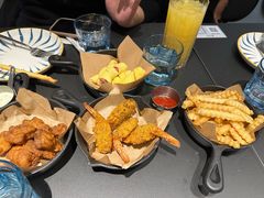 -必胜客(周浦万达店)