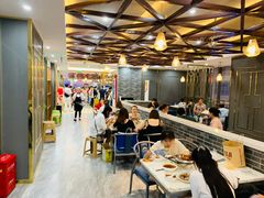 -凤凰路何眼镜香辣蟹(花果园店)