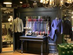 -BRANS PORO布朗斯伯勒西装高级定制·瑞璞西装(金陵店)