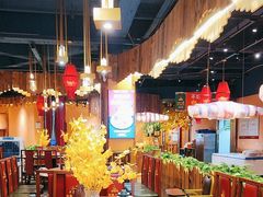 -老滇山寨•云南特色菜•地方菜•民族风情歌舞表演(金碧店)