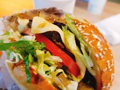 -The Habit Burger Grill 哈比特汉堡(复兴soho店)