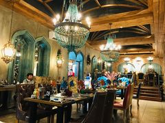 -卢布里西餐厅(满洲里店)