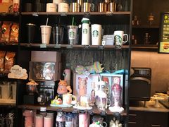 零售区-星巴克臻选(青岛麦凯乐分店)