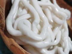-老牌坊云南鱼豆花火锅(嵩山店)