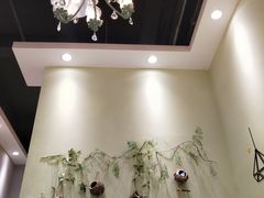 -藏猫猫咖啡主题馆(中央大道店)