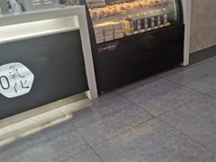 面包甜点陈列柜-古茗(大教场店)