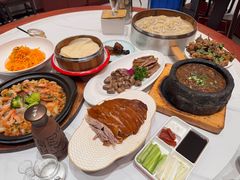 -梅利汴京烤鸭•开封豫菜地标店(东司门店)