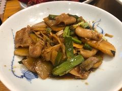 紫苏炒鱼泡-丁记盐蘸牛肉·新杭菜(河东路店)