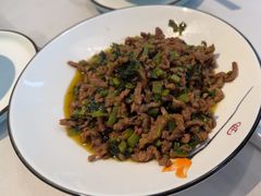 雪菜牛肉丝-食光慢宴·安吉土菜馆