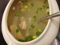 酸萝卜炖老鸭汤-渔王川菜馆(镇邦路店)