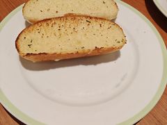 蒜香蜗牛配蒜香面包-萨莉亚意式餐厅(万嘉商业广场店)