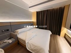 -斯维登酒店公寓(成都九眼桥牛市口地铁站店)