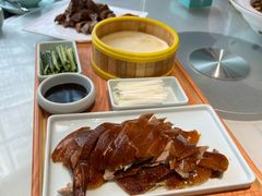 北京烤鸭-大融厨·鸡毛店·川菜(果壳里东安湖店)