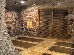 -碧中海汤泉汗蒸酒店