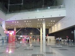 大厅-东浩兰生上海世博展览馆