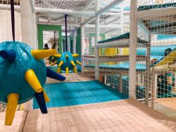 -奈尔宝家庭中心·亲子餐厅(鄞州万达店)