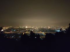 -鬼笑石后山停车场