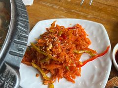 -喇喇排骨火锅·传统韩式脊骨汤(望京西园总店)