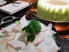 -得意咚瓜·顺德鱼生·冬瓜火锅(深圳首店)