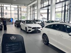 -上海星瀚奔驰4S店(红柳路店)