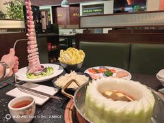 -得意咚瓜·顺德鱼生·冬瓜火锅(深圳首店)