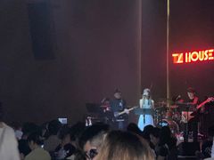 -TZ House音乐现场(来福士中心店)