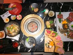 -山川小町·极番烧肉(新地假日广场店)