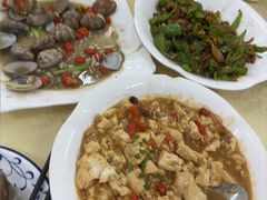 -湘里湘亲饭店(闸坡店)