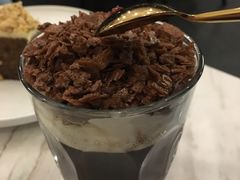 火山黑咖啡-大酉·M Coffee(北京美术馆店)