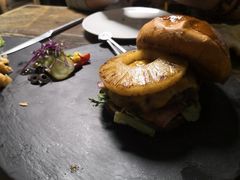 -HIGH FIVE哈福手工汉堡(桂林路店)