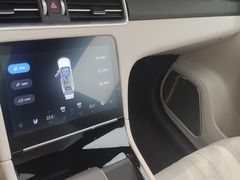 -理想汽车(世纪汇店)