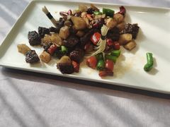香爆小牛肉粒-大蓉和(一品天下店)