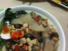 -佰搭果·广式茶餐厅(西华路店)