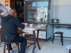 -老潼关港口肉夹馍(秦东店)