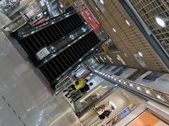 -兴旺欧韩城(上海兴旺国际服饰城店)