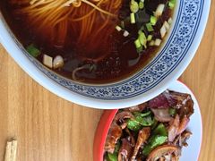 -来福面馆现炒浇头本帮面(真光路店)